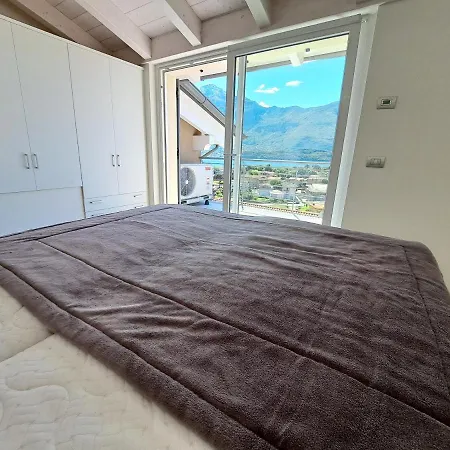 Prázdninový dům Immobillario - Lakes Dream